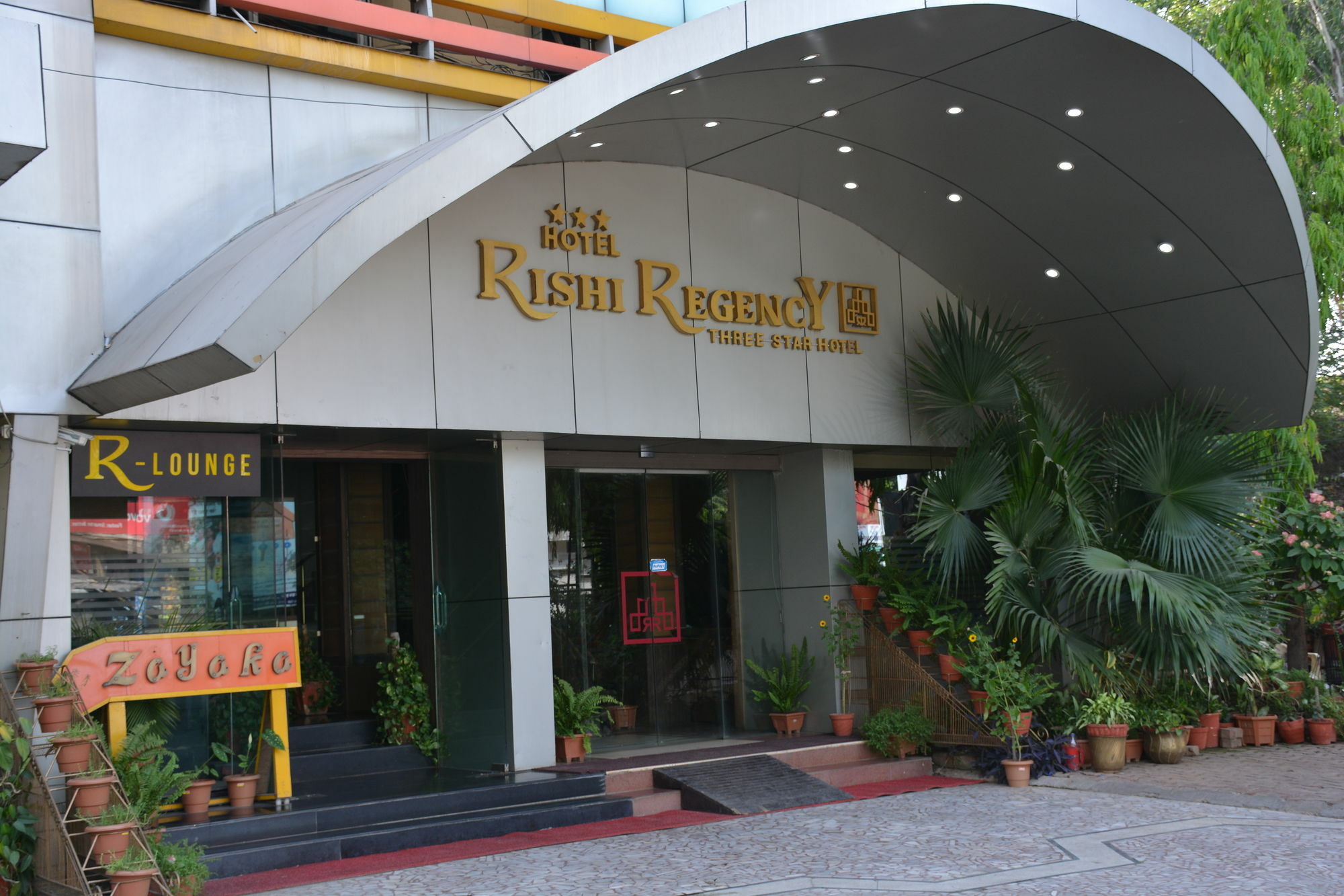 Hotel Rishi Regency Jabalpur Exterior foto